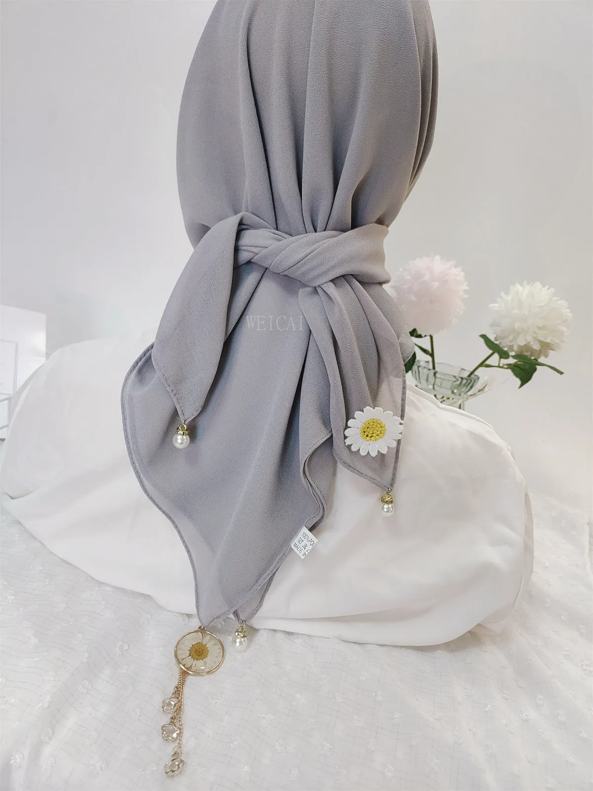 W-0036 90*90  plain pearl chiffon small daisy kerchief hijab scarf